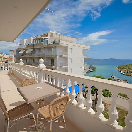 Vila Marina Apartments Sarandë Eksteriør bilde
