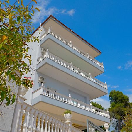 Vila Marina Apartments Sarandë Eksteriør bilde
