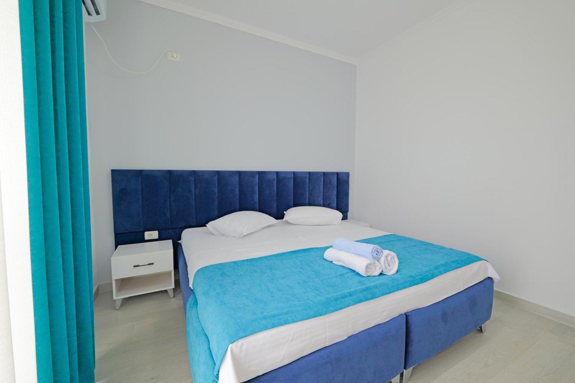 Vila Marina Apartments Sarandë Eksteriør bilde